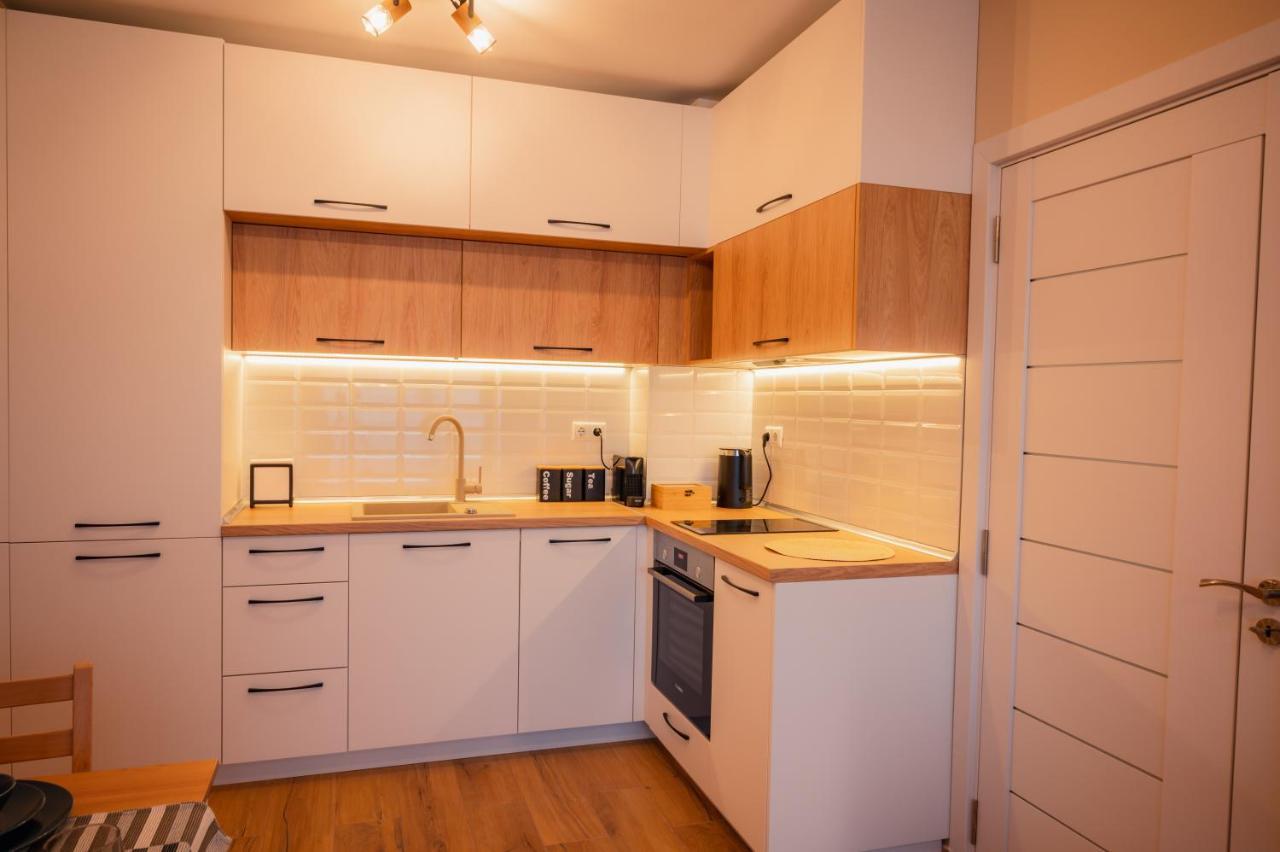 Emerald Suite With Private Parking Варна Екстериор снимка