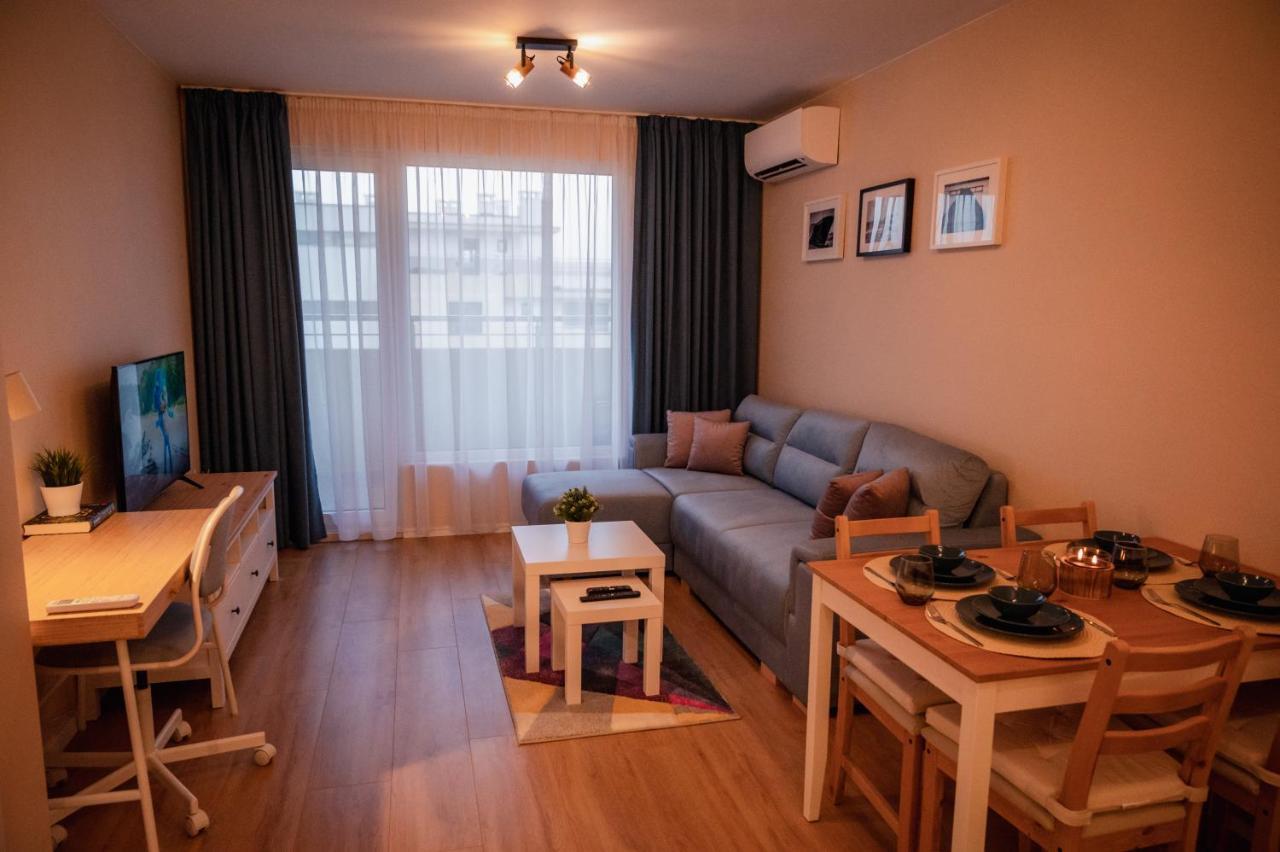 Emerald Suite With Private Parking Варна Екстериор снимка